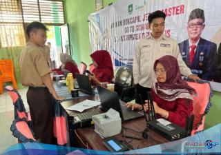 Disdukcapil Bengkalis Gesa Perekaman KTP El Melalui Jebol Master dan Go to School